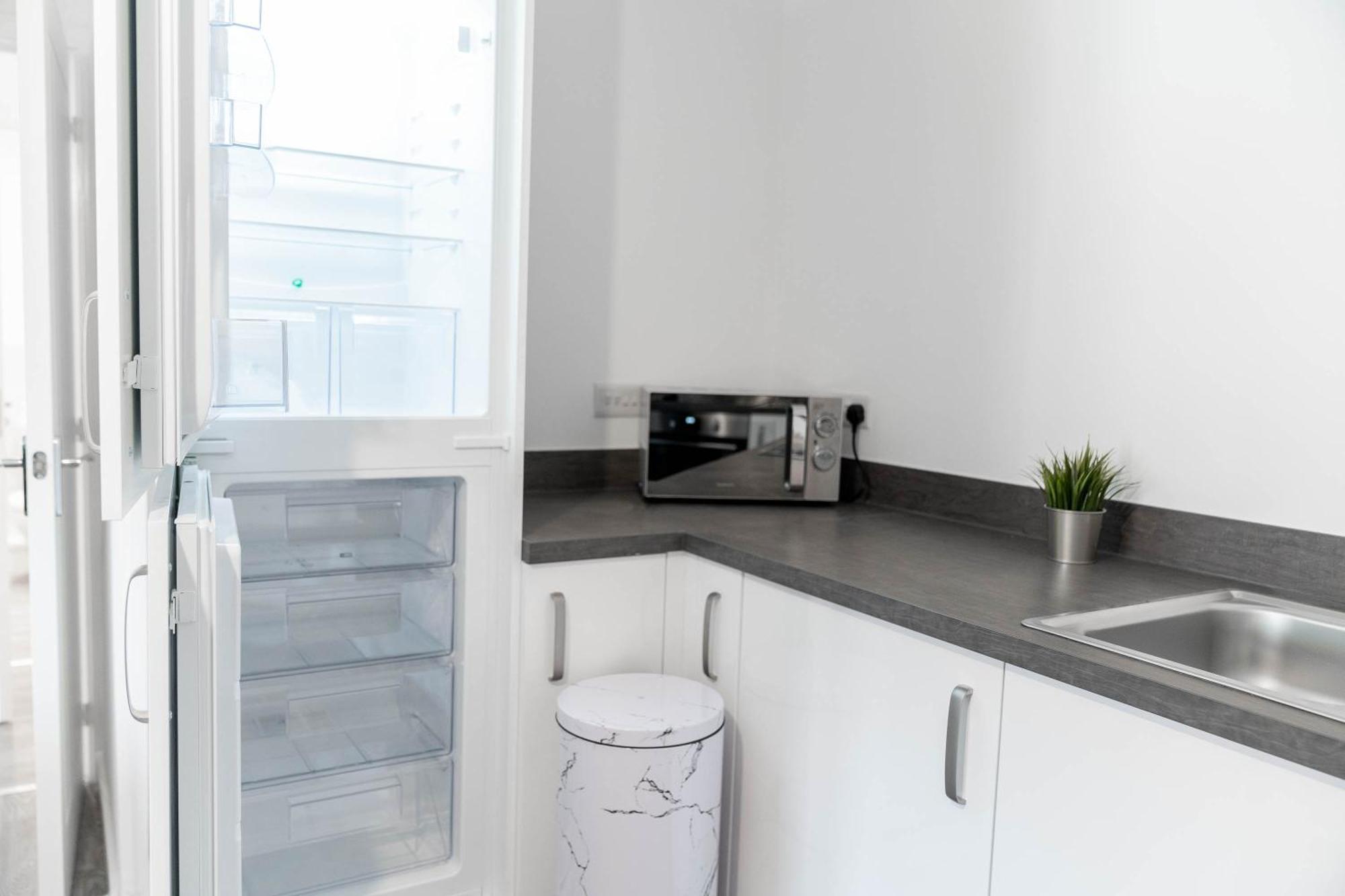 Apartment In Selly Oak - Parking Included 20Cc Birmingham Esterno foto